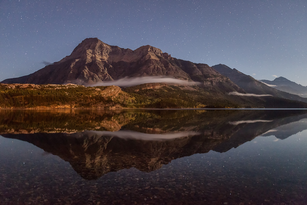 Upper Waterton Lake - Vimy Peak | Astrofotografie © Robert Sommer