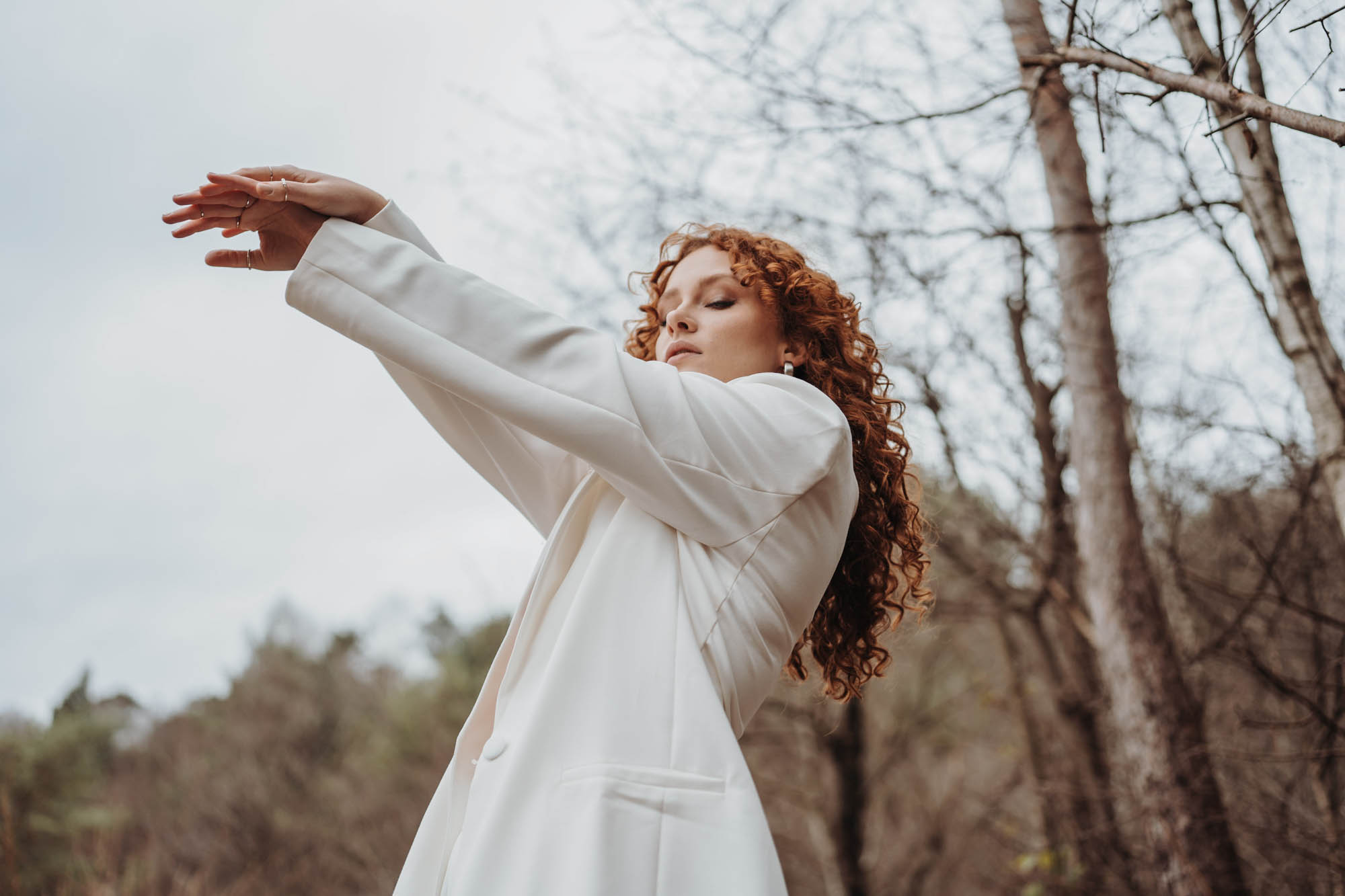 Einsatz von Festbrennweiten bei Portraitshootings im Winter © Elena Peters